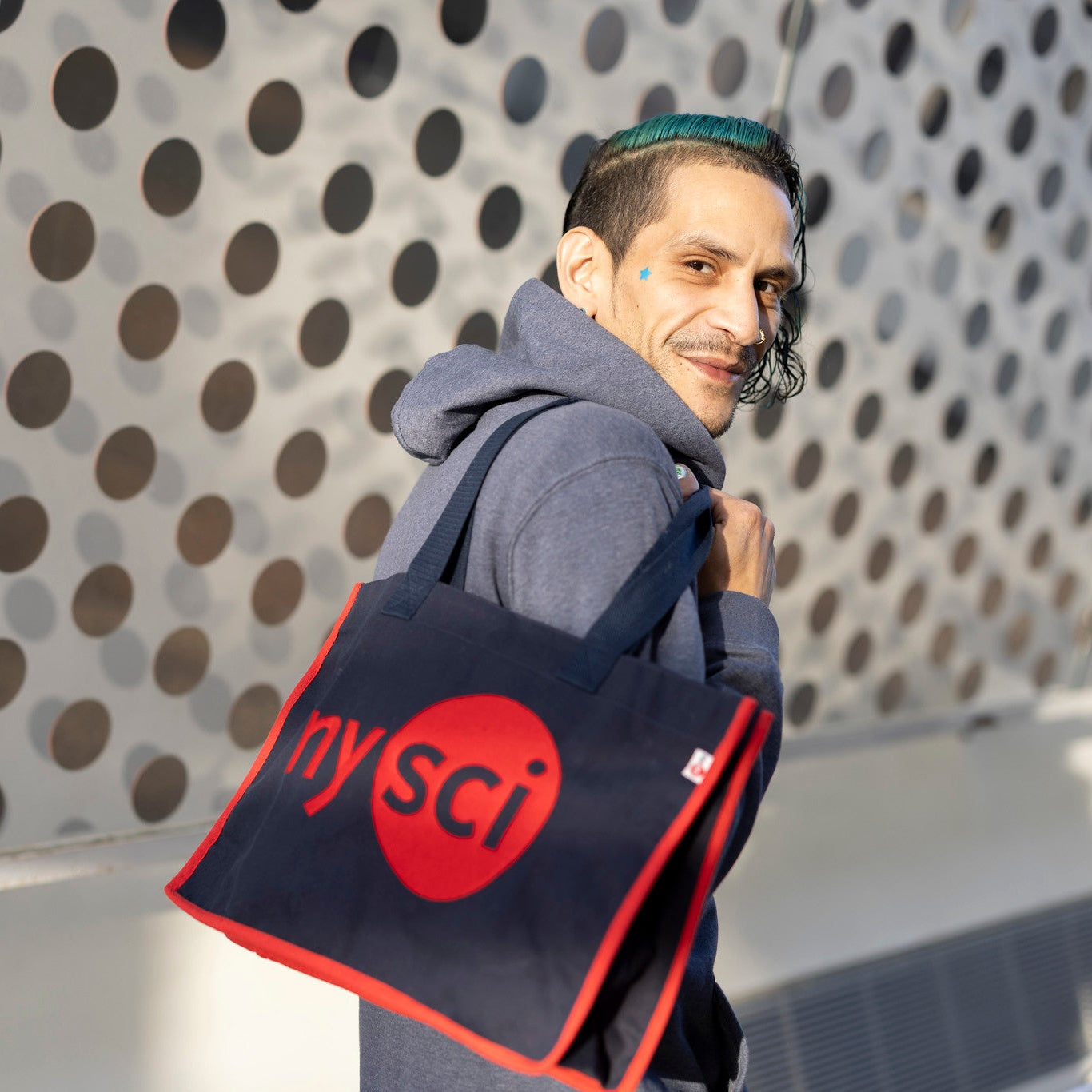 独家:NYSCI刺绣手提袋