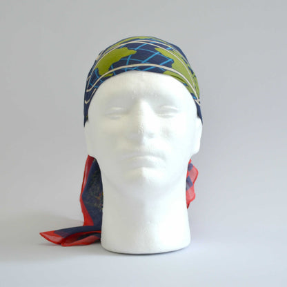 White foam head modelling the blue World&