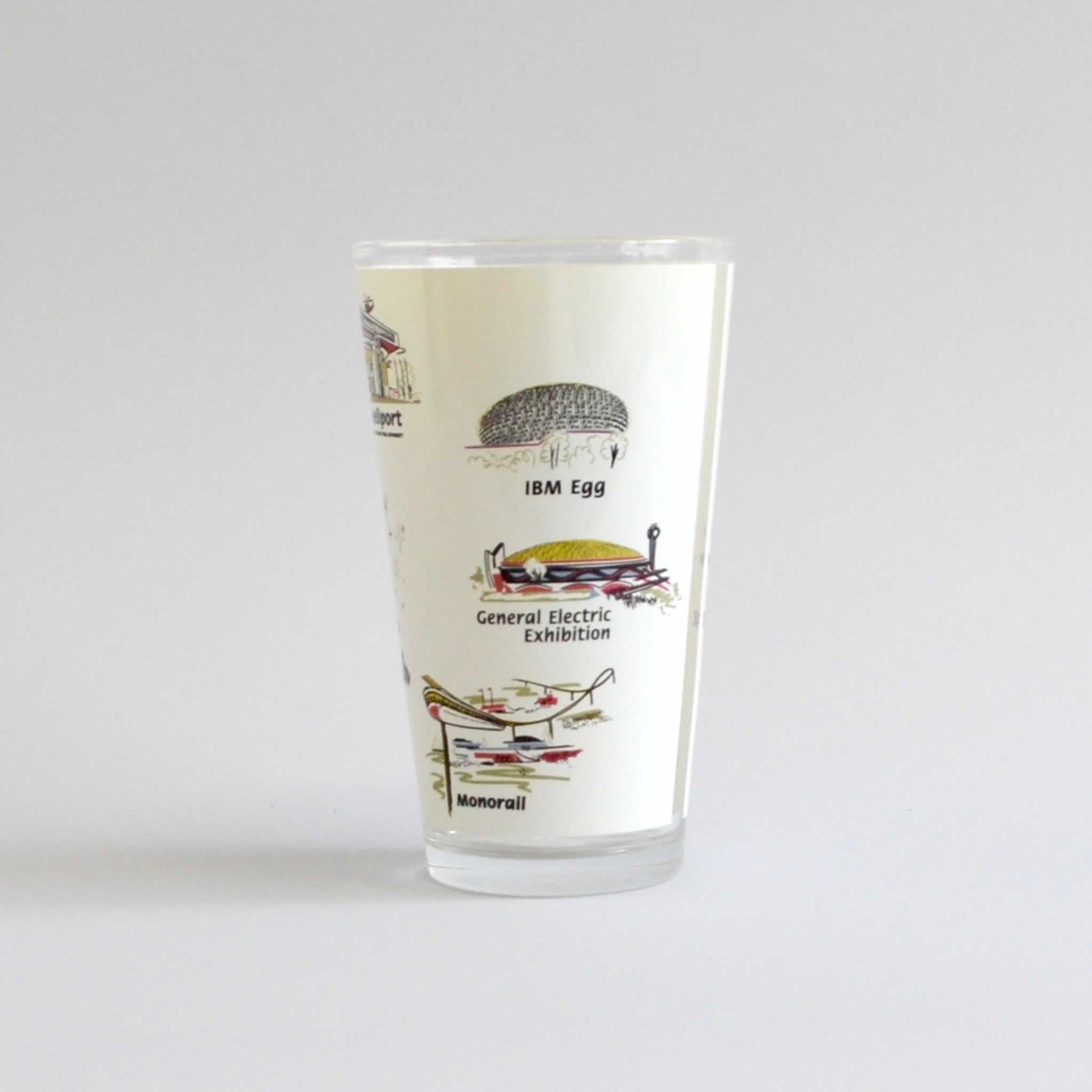 Drinking glass with images from the 1964 World&