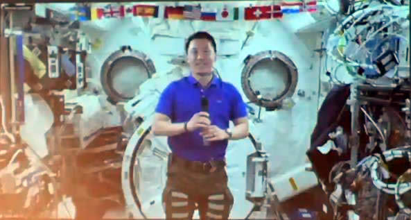 Students connect with live scientists in space!