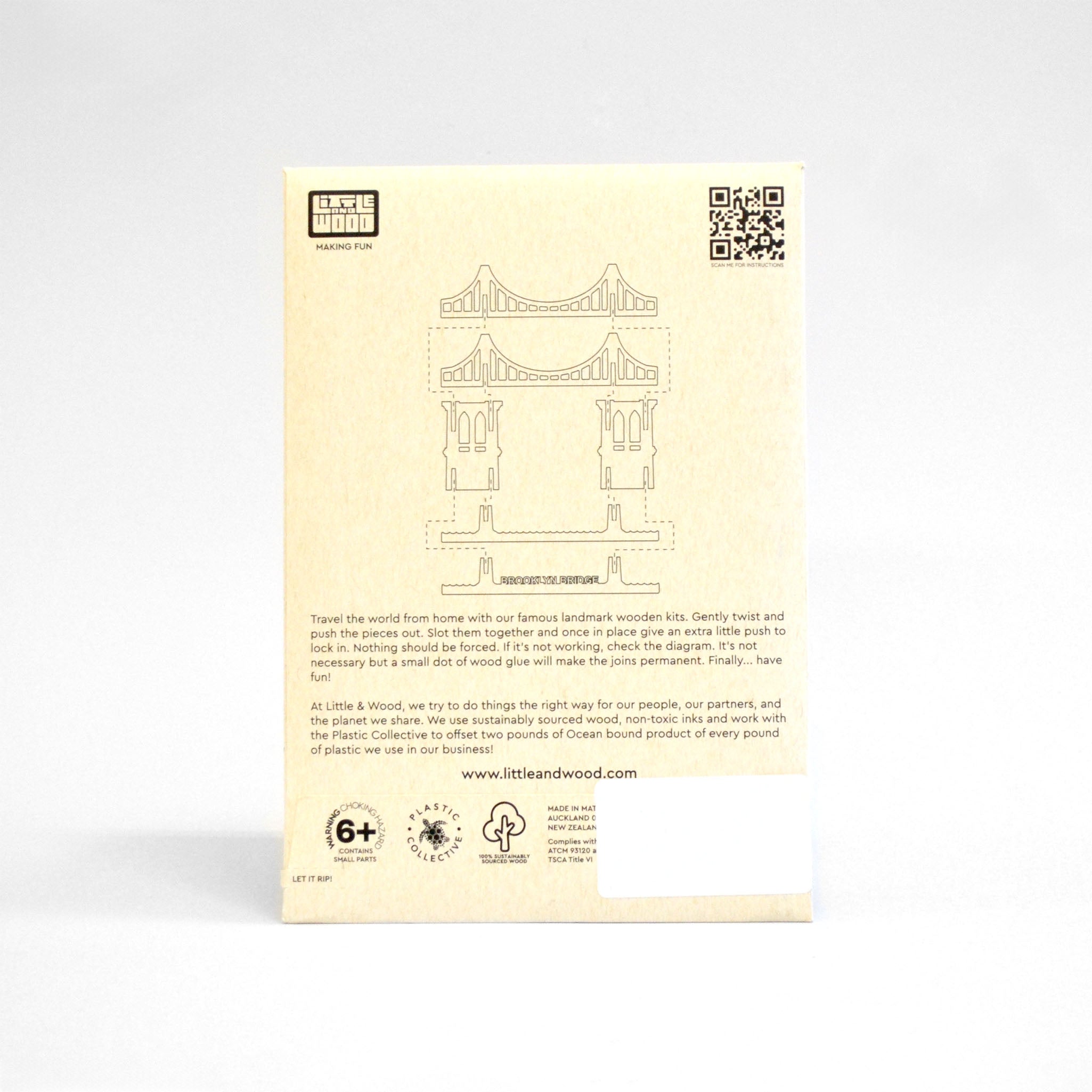 Brooklyn Bridge 3-D Wooden Model Kit